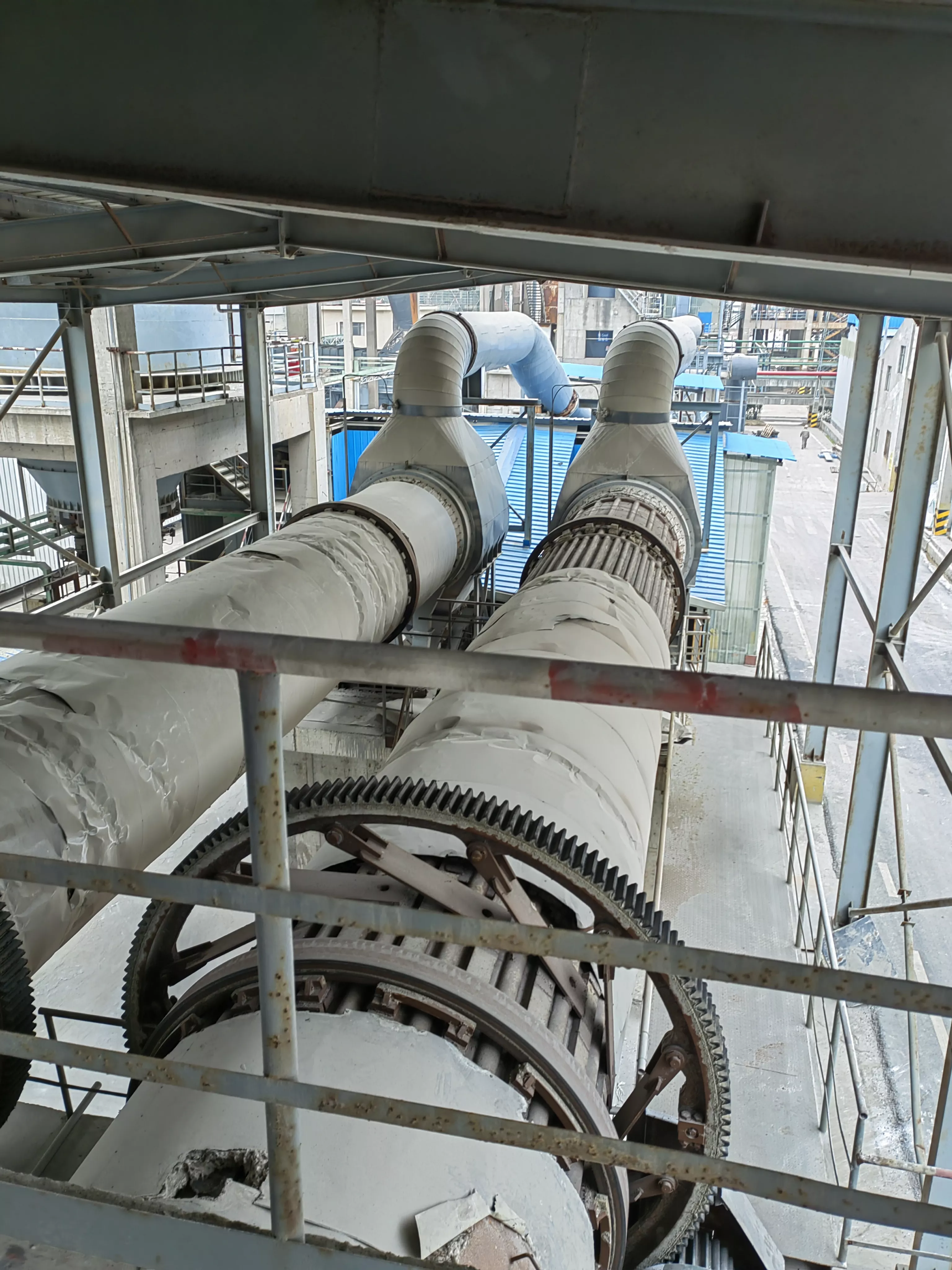 Design and general contracting of ultra-low emission environmental protection engineering for denitrification and desulfurization